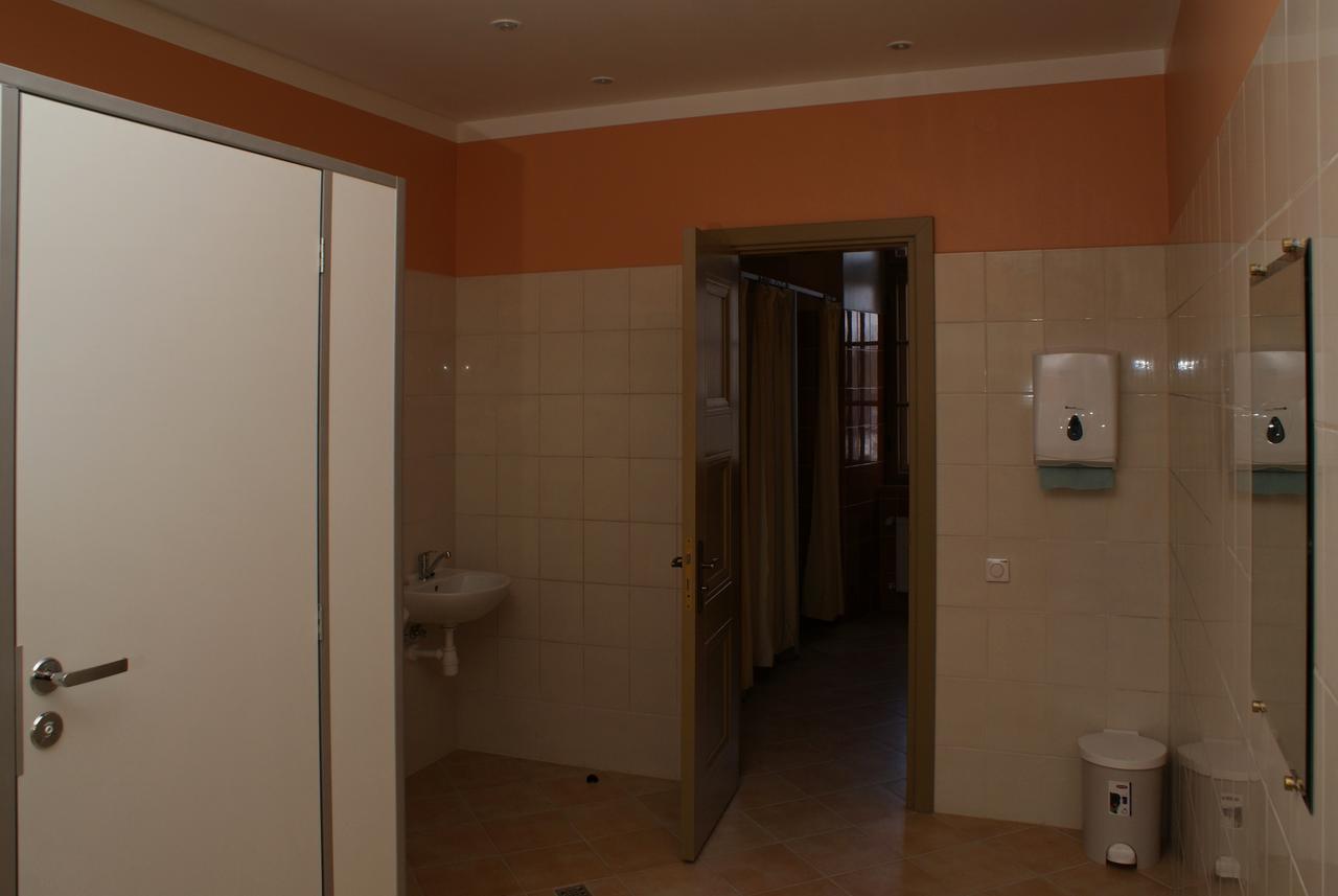 Dundagas Pils Hostel Екстериор снимка